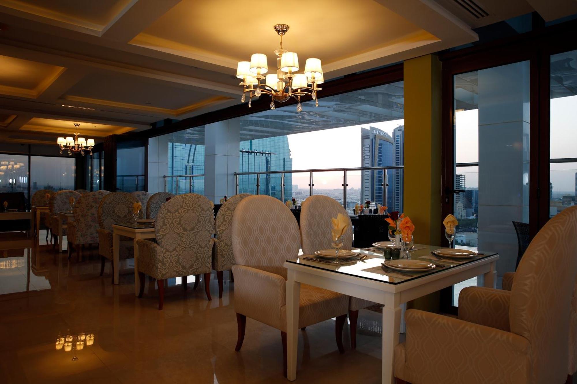 Cantonal Hotel By Warwick リヤード エクステリア 写真